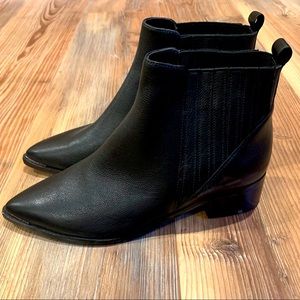 New Marc Fisher ankle boots